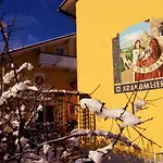 Annenhof 3*